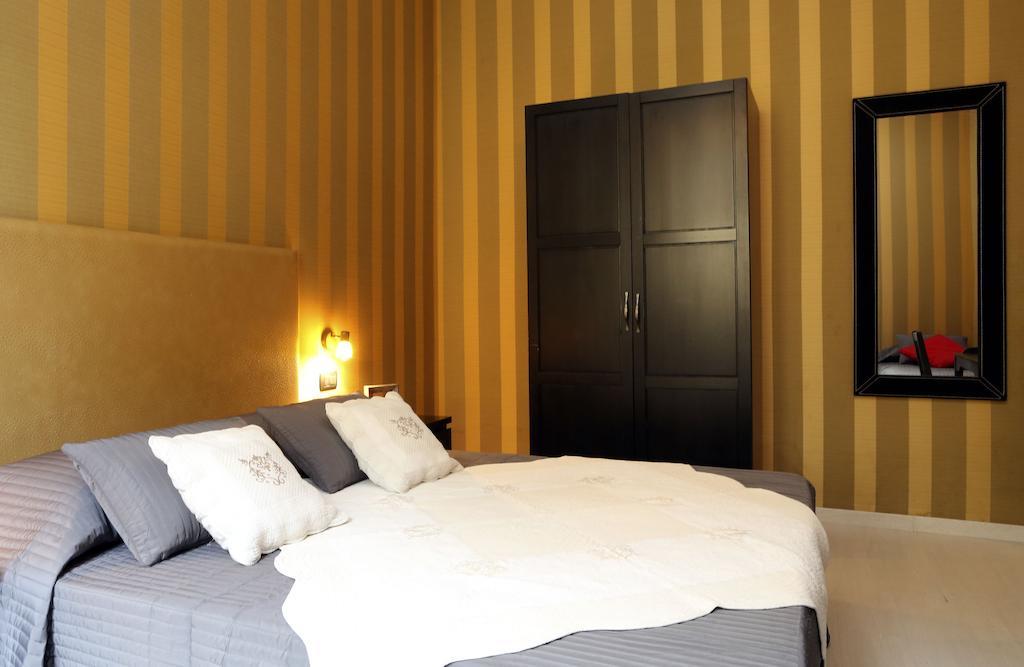 Caracciolo Guest House Rome Room photo